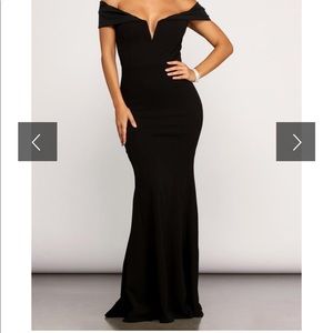 Windsor NELLIE DEEP V MERMAID GOWN